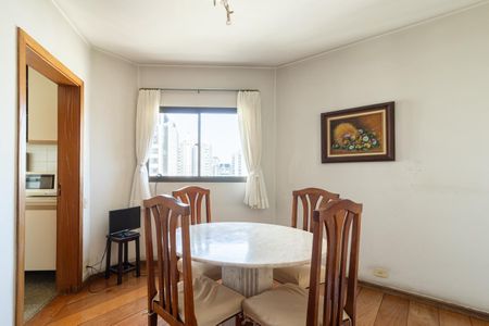 Apartamento à venda com 295m², 4 quartos e 3 vagasCopa