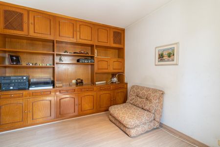 Apartamento à venda com 295m², 4 quartos e 3 vagasQuarto 4