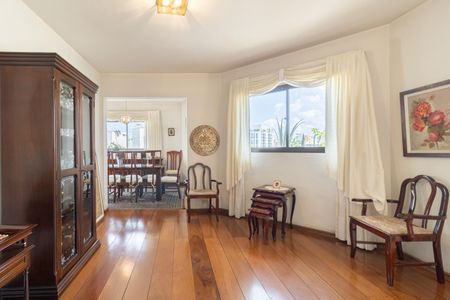 Apartamento à venda com 295m², 4 quartos e 3 vagasSala