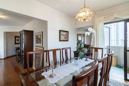 Apartamento à venda com 295m², 4 quartos e 3 vagasSala de Jantar