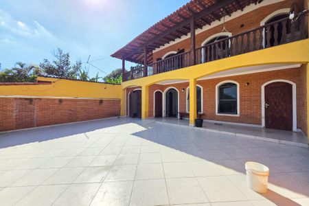 Casa para alugar com 500m², 4 quartos e 5 vagas Casa para alugar com 500m², 4 quartos e 5 vagasGaragem