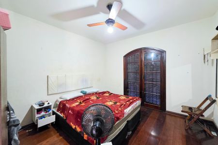 Casa para alugar com 500m², 4 quartos e 5 vagas Casa para alugar com 500m², 4 quartos e 5 vagasQuarto 1