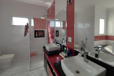 Casa de condomínio para alugar com 560m², 5 quartos e 8 vagasBanheiro Suíte 4