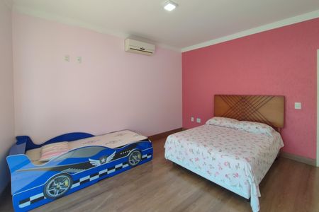 Casa de condomínio para alugar com 560m², 5 quartos e 8 vagasQuarto Suíte