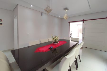 Casa de condomínio para alugar com 560m², 5 quartos e 8 vagasSala de Jantar