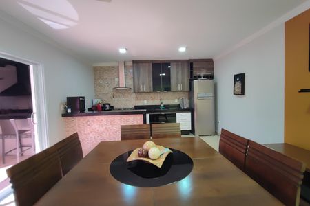 Casa de condomínio para alugar com 560m², 5 quartos e 8 vagasÁrea gourmet