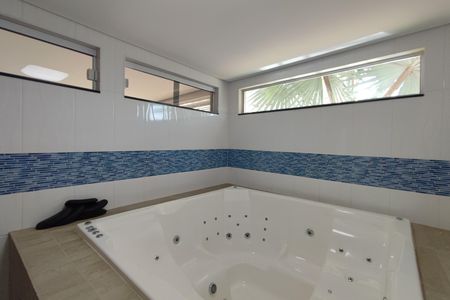 Casa de condomínio para alugar com 560m², 5 quartos e 8 vagasSpa