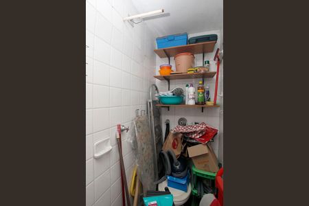 Apartamento à venda com 90m², 3 quartos e sem vagaBanheiro de Serviço