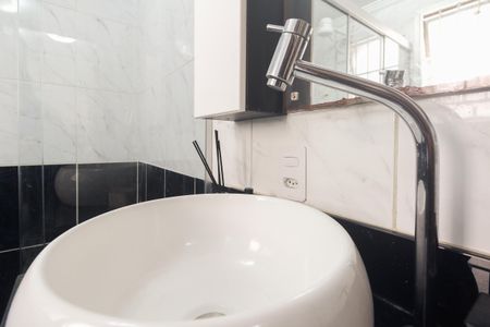 Apartamento à venda com 74m², 3 quartos e 1 vaga Apartamento à venda com 74m², 3 quartos e 1 vagaBanheiro Suíte