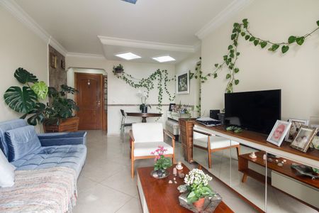 Apartamento à venda com 74m², 3 quartos e 1 vaga Apartamento à venda com 74m², 3 quartos e 1 vagaSala