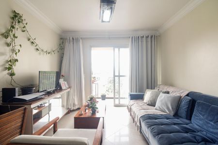 Apartamento à venda com 74m², 3 quartos e 1 vaga Apartamento à venda com 74m², 3 quartos e 1 vagaSala