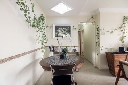 Apartamento à venda com 74m², 3 quartos e 1 vaga Apartamento à venda com 74m², 3 quartos e 1 vagaSala