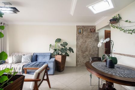 Apartamento à venda com 74m², 3 quartos e 1 vaga Apartamento à venda com 74m², 3 quartos e 1 vagaSala