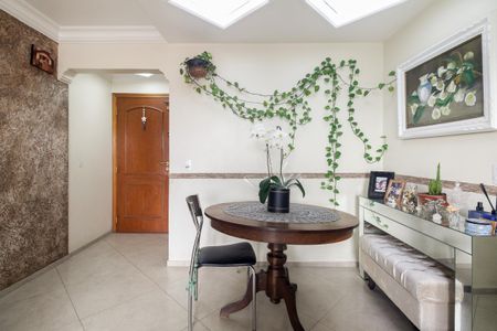 Apartamento à venda com 74m², 3 quartos e 1 vaga Apartamento à venda com 74m², 3 quartos e 1 vagaSala