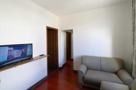 Casa à venda com 171m², 3 quartos e 5 vagas Casa à venda com 171m², 3 quartos e 5 vagasSala