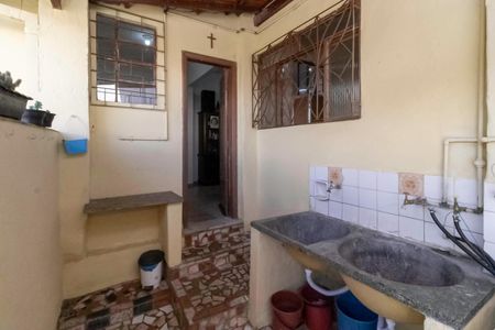 Casa à venda com 171m², 3 quartos e 5 vagas Casa à venda com 171m², 3 quartos e 5 vagasÁrea de serviço