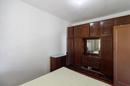 Casa à venda com 171m², 3 quartos e 5 vagas Casa à venda com 171m², 3 quartos e 5 vagasQuarto 1