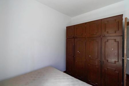 Casa à venda com 171m², 3 quartos e 5 vagas Casa à venda com 171m², 3 quartos e 5 vagasQuarto 3