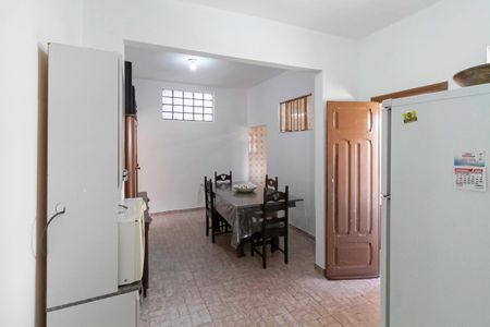 Casa à venda com 171m², 3 quartos e 5 vagas Casa à venda com 171m², 3 quartos e 5 vagasCopa