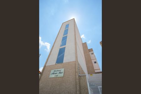 Apartamento para alugar com 55m², 2 quartos e 1 vagaFachada