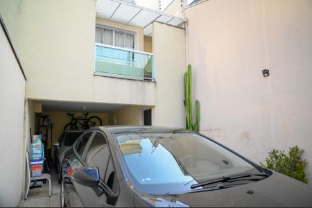 Casa à venda com 133m², 3 quartos e 2 vagas Casa à venda com 133m², 3 quartos e 2 vagasGaragem