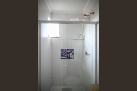 Casa à venda com 133m², 3 quartos e 2 vagas Casa à venda com 133m², 3 quartos e 2 vagasBanheiro do Quarto 1 - Suite