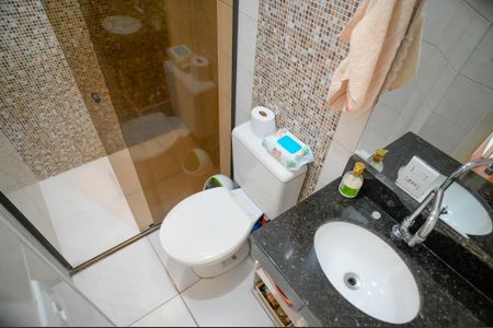 Casa à venda com 133m², 3 quartos e 2 vagas Casa à venda com 133m², 3 quartos e 2 vagasBanheiro Social