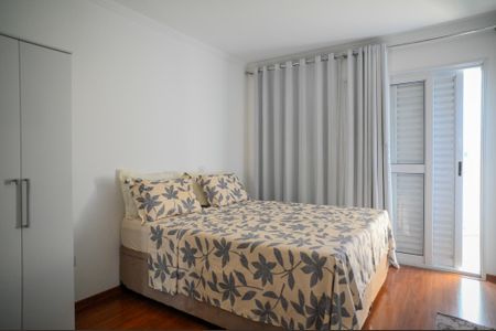 Casa à venda com 133m², 3 quartos e 2 vagas Casa à venda com 133m², 3 quartos e 2 vagasQuarto 1 - Suite