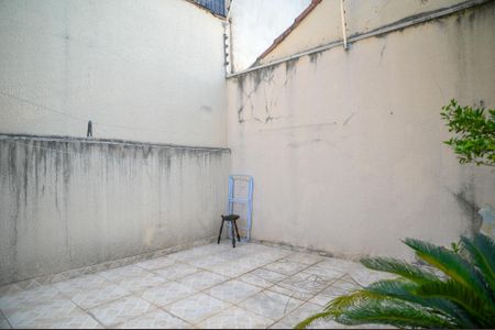 Casa à venda com 133m², 3 quartos e 2 vagas Casa à venda com 133m², 3 quartos e 2 vagasQuintal