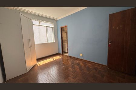 Apartamento à venda com 115m², 3 quartos e 1 vagaQuarto 01 - Suíte