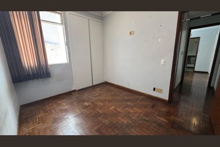 Apartamento à venda com 115m², 3 quartos e 1 vagaQuarto 03