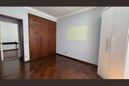 Apartamento à venda com 115m², 3 quartos e 1 vagaQuarto 01 - Suíte