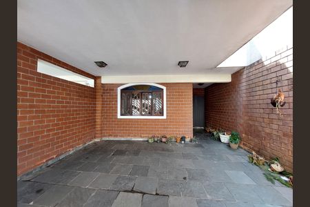 Casa para alugar com 123m², 3 quartos e 2 vagas Casa para alugar com 123m², 3 quartos e 2 vagasGaragem