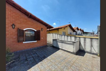 Casa para alugar com 123m², 3 quartos e 2 vagas Casa para alugar com 123m², 3 quartos e 2 vagasVaranda