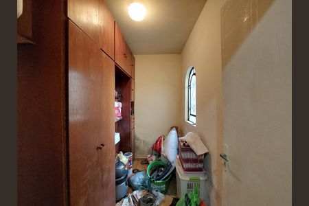Casa para alugar com 123m², 3 quartos e 2 vagas Casa para alugar com 123m², 3 quartos e 2 vagasQuarto na Área de Serviço