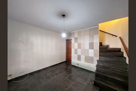 Casa para alugar com 123m², 3 quartos e 2 vagas Casa para alugar com 123m², 3 quartos e 2 vagasSala