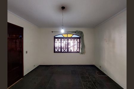 Casa para alugar com 123m², 3 quartos e 2 vagas Casa para alugar com 123m², 3 quartos e 2 vagasSala