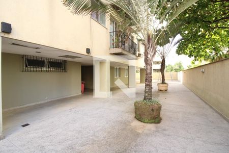 Apartamento à venda com 80m², 2 quartos e 1 vagaÁrea comum