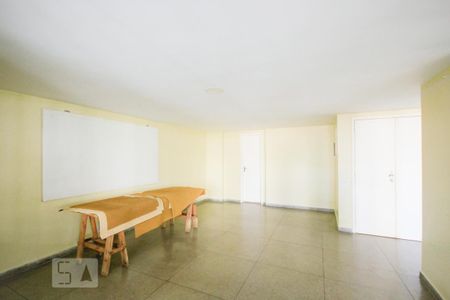 Apartamento à venda com 80m², 2 quartos e 1 vagaÁrea comum - Salão de festas