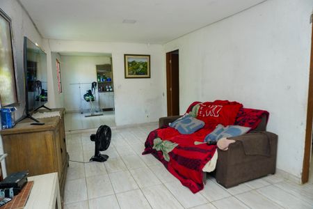 Casa para alugar com 170m², 4 quartos e 2 vagasSala