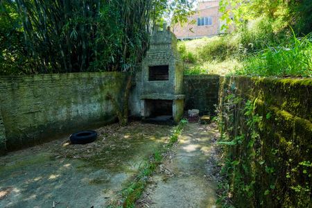 Casa para alugar com 170m², 4 quartos e 2 vagasChurrasqueira