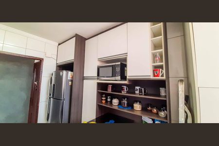 Apartamento à venda com 68m², 2 quartos e 2 vagasCozinha