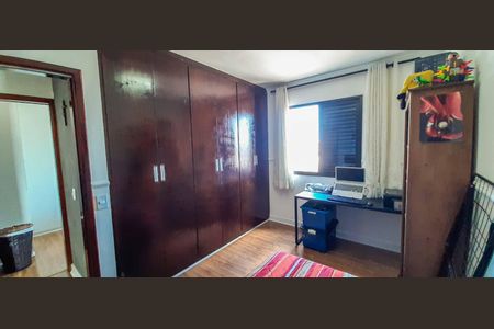 Apartamento à venda com 68m², 2 quartos e 2 vagasQuarto 2