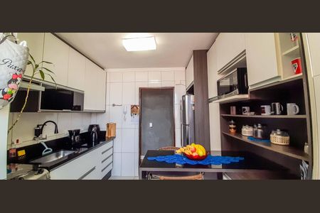 Apartamento à venda com 68m², 2 quartos e 2 vagasCozinha