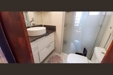 Apartamento à venda com 68m², 2 quartos e 2 vagasBanheiro Social