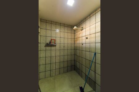 Casa à venda com 205m², 4 quartos e 2 vagas Casa à venda com 205m², 4 quartos e 2 vagasCasa 2 - Banheiro social