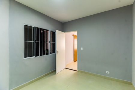 Casa à venda com 205m², 4 quartos e 2 vagas Casa à venda com 205m², 4 quartos e 2 vagasQuarto 1