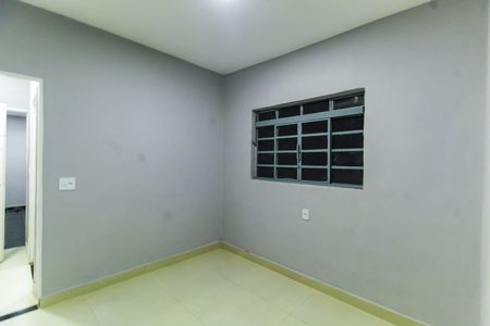 Casa à venda com 205m², 4 quartos e 2 vagas Casa à venda com 205m², 4 quartos e 2 vagasQuarto 2