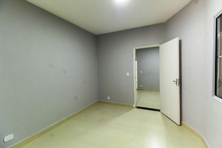 Casa à venda com 205m², 4 quartos e 2 vagas Casa à venda com 205m², 4 quartos e 2 vagasQuarto 1