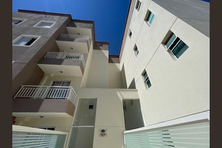 Apartamento para alugar com 55m², 2 quartos e 1 vagaFachada